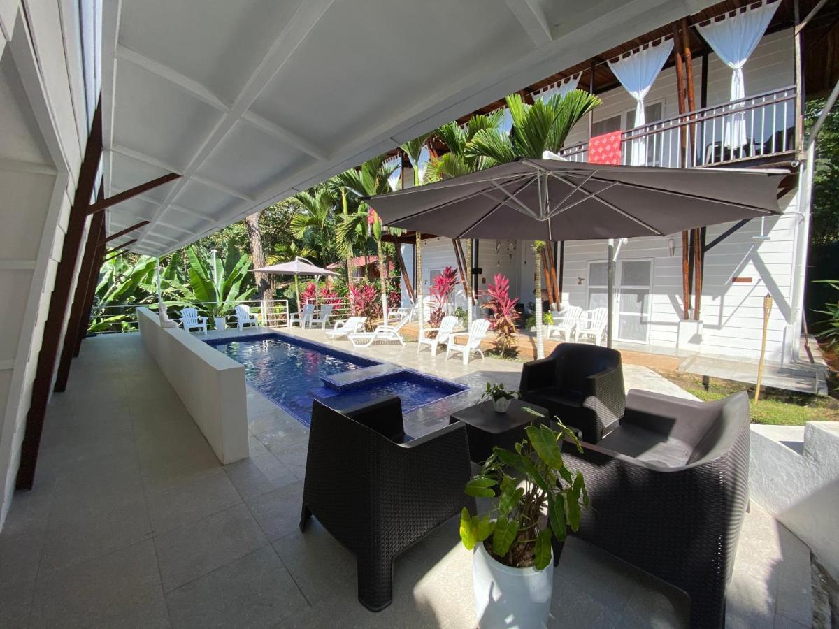 Ballena Dorada Lodge Uvita Exteriér fotografie